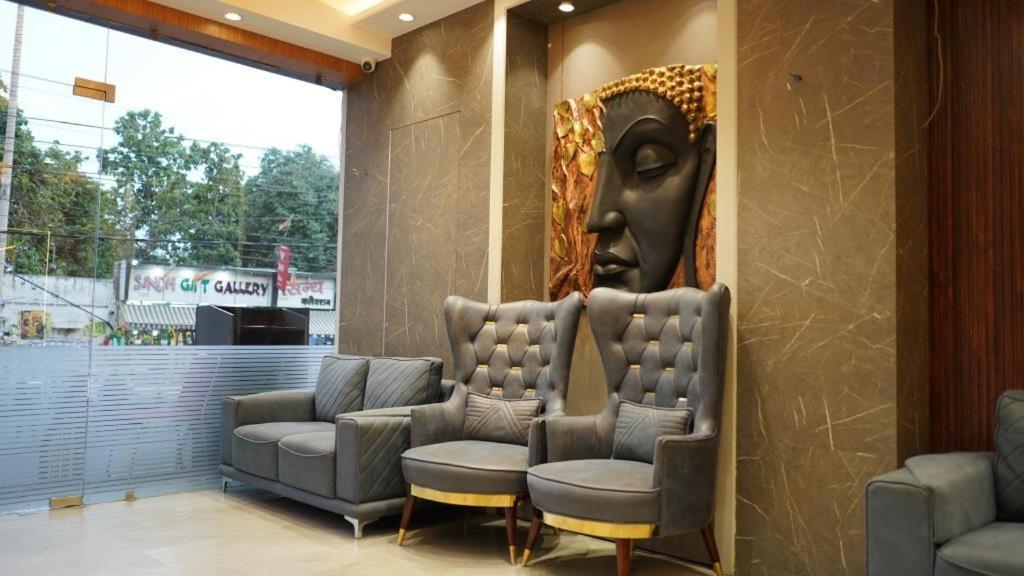 Hotel Silver Pearl Aligarh Exterior photo